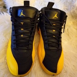 AIR JORDAN 12 RETRO SIZE 9